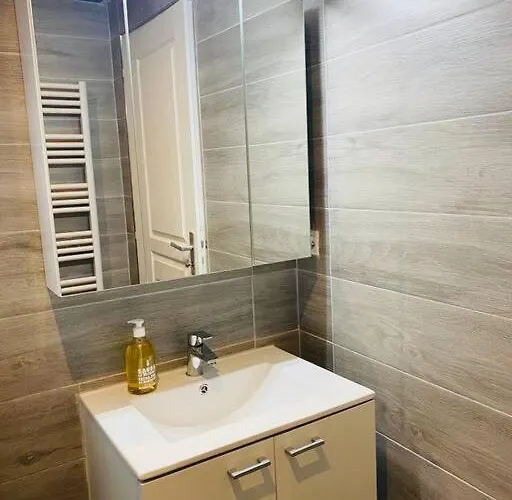 Centre 4 Couchages Appartement *